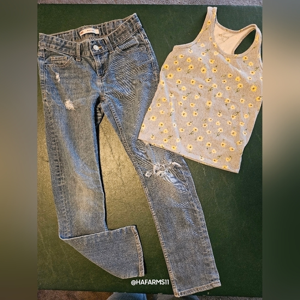 Levi and Old Navy Girls Outfit